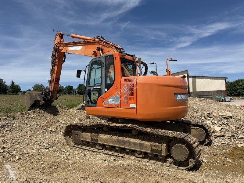 Багер Doosan