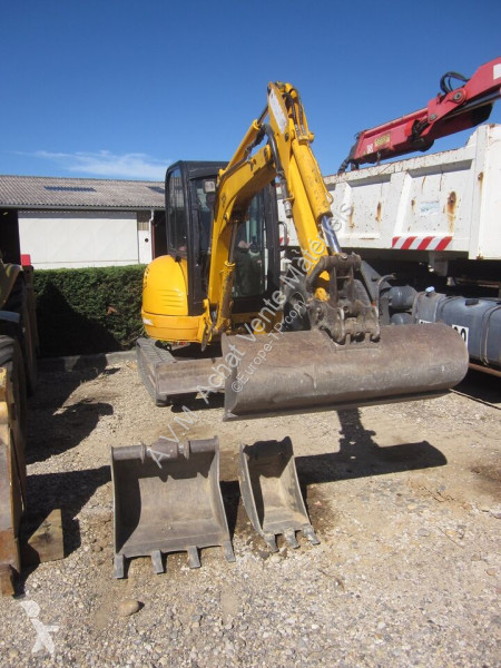 Excavator JCB
