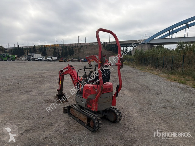 جرافة Yanmar SV08-1A