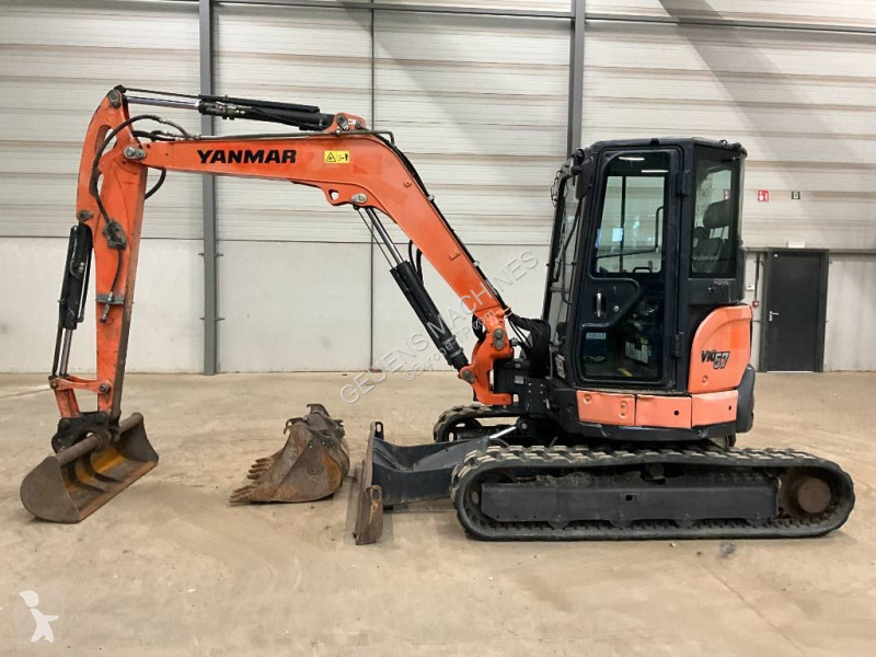 جرافة Yanmar Vio 57-6 A