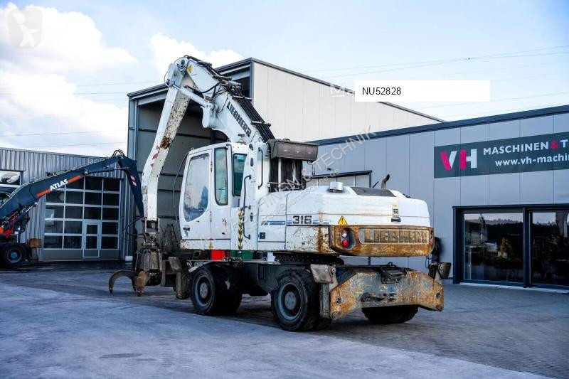 Багер Liebherr