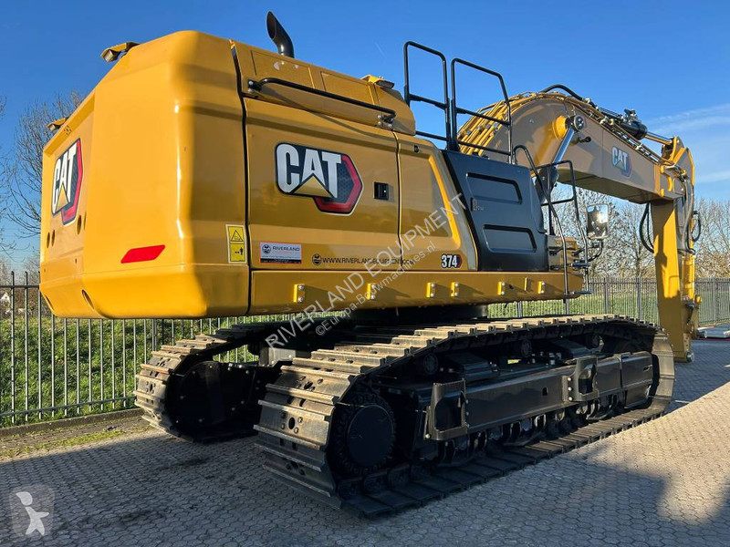 Багер Caterpillar 374
