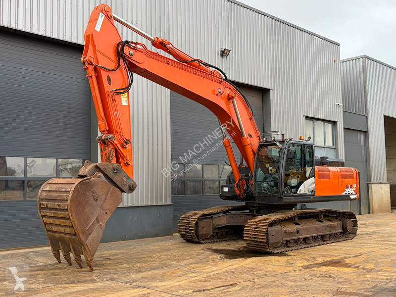 جرافة Hitachi LC-6