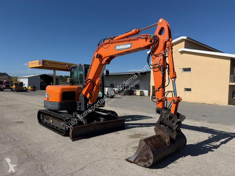 Excavator Doosan  DX 85 R