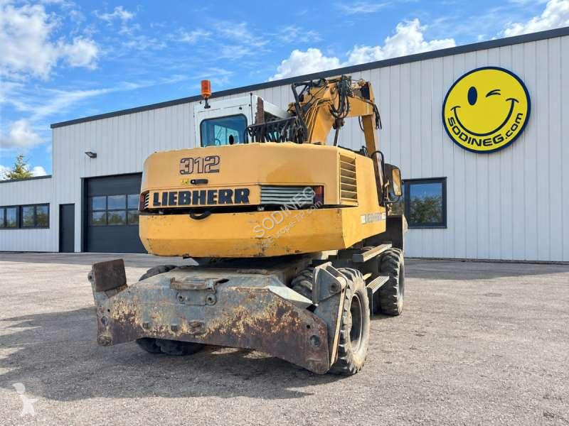 Багер Liebherr