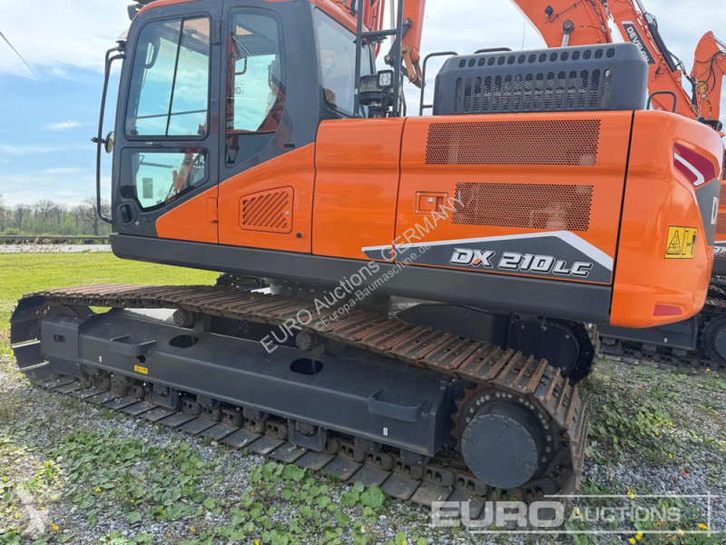 Багер Doosan DX210LC-7