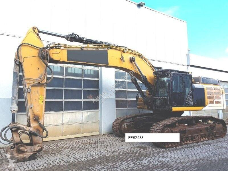 Escavadora Caterpillar