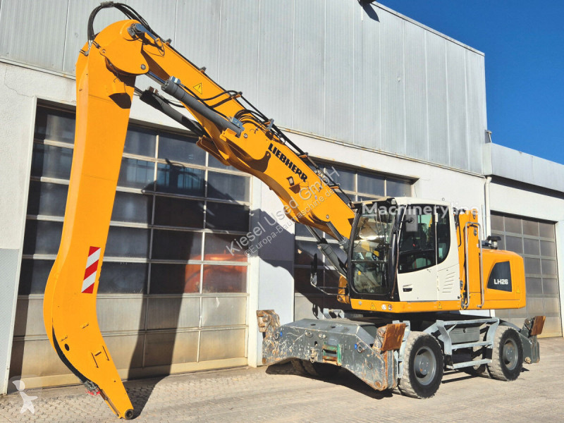 Багер Liebherr LH26