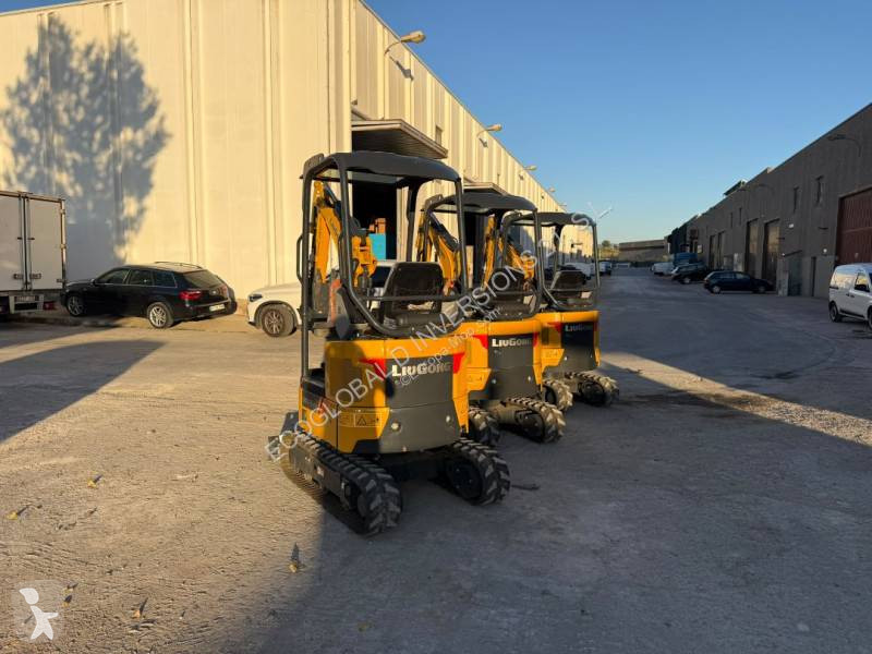 Escavadora LiuGong 9017FZTS