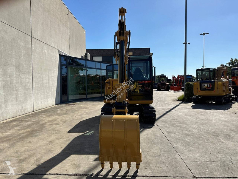 Escavadora Caterpillar