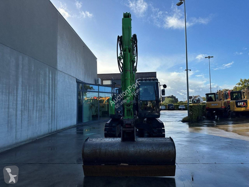 Escavadora Doosan 7