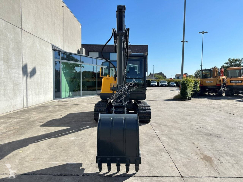 Escavadora Volvo D