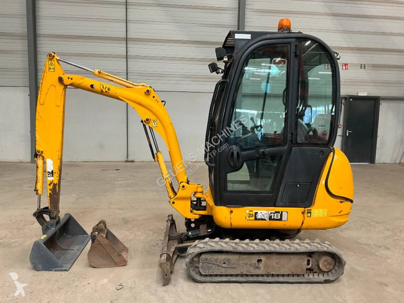 Escavadora JCB