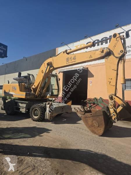 Escavadora Liebherr