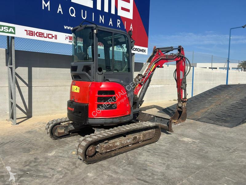 Graafmachine Yanmar VIO38