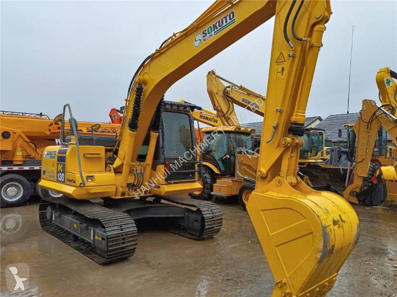 Excavadora Komatsu PC130-7
