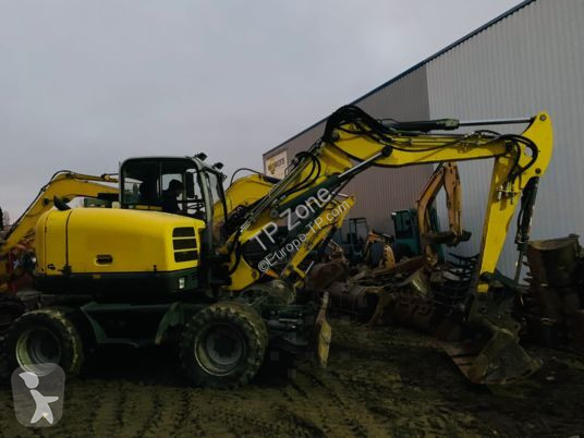 Escavadora Wacker Neuson 2