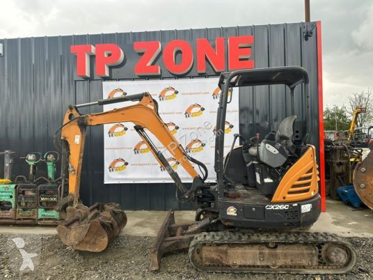 Excavadora Case CX26C