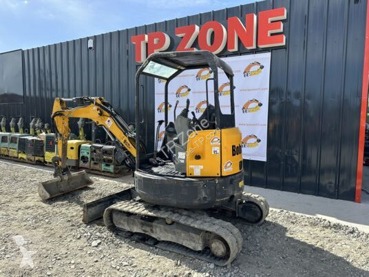 Escavadora Bobcat Canopy