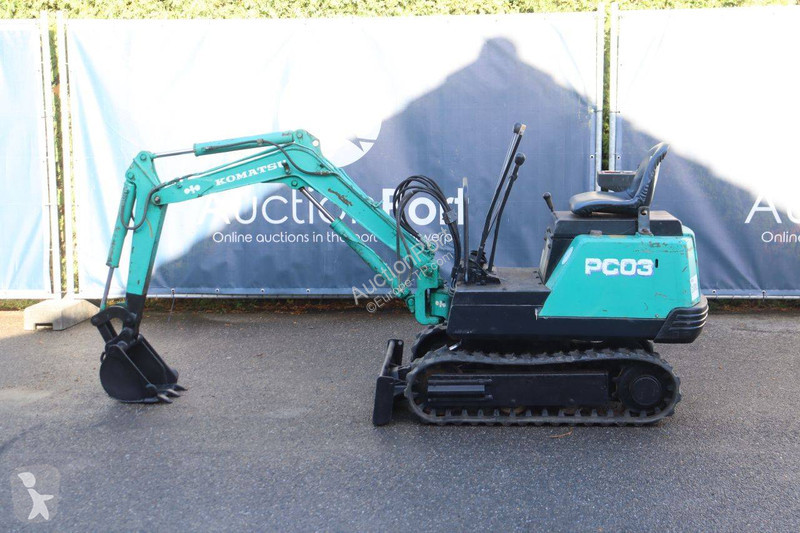 Escavadora Komatsu PC-03