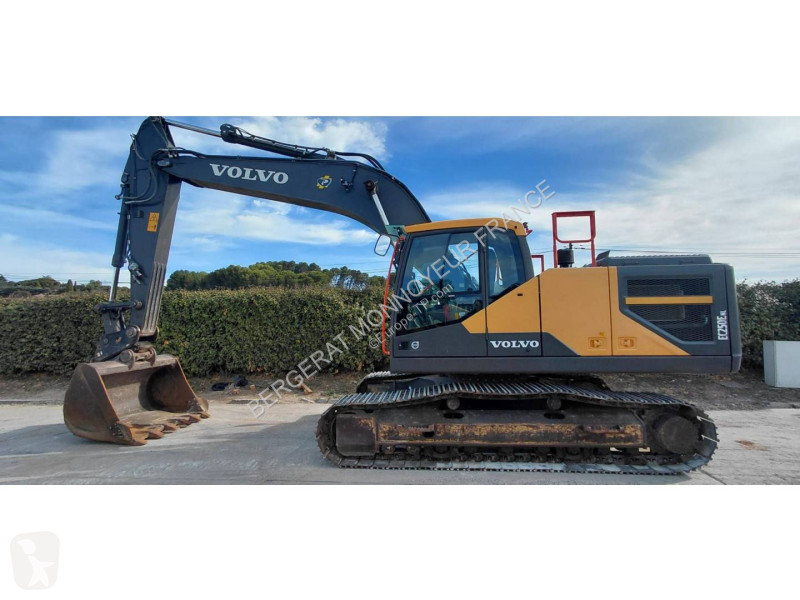 Graafmachine Volvo EC250