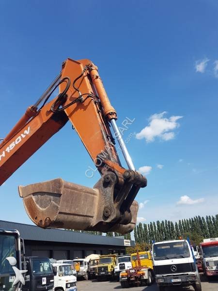 Escavadora Hitachi FH 150 W
