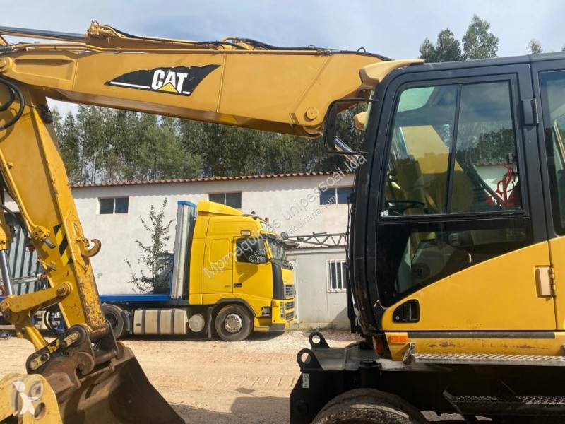 Excavator Caterpillar