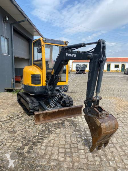Escavadora Volvo