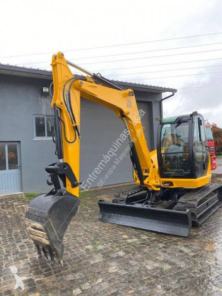 Escavatore JCB