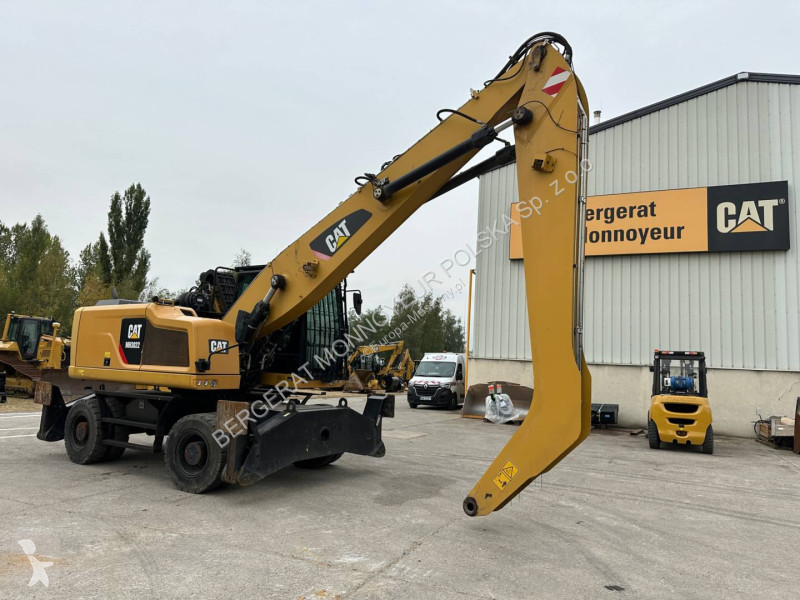 Excavator Caterpillar MH3022