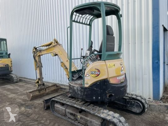 Escavadora Yanmar vio25-4 canopy