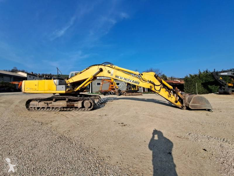 Excavator New Holland E385B