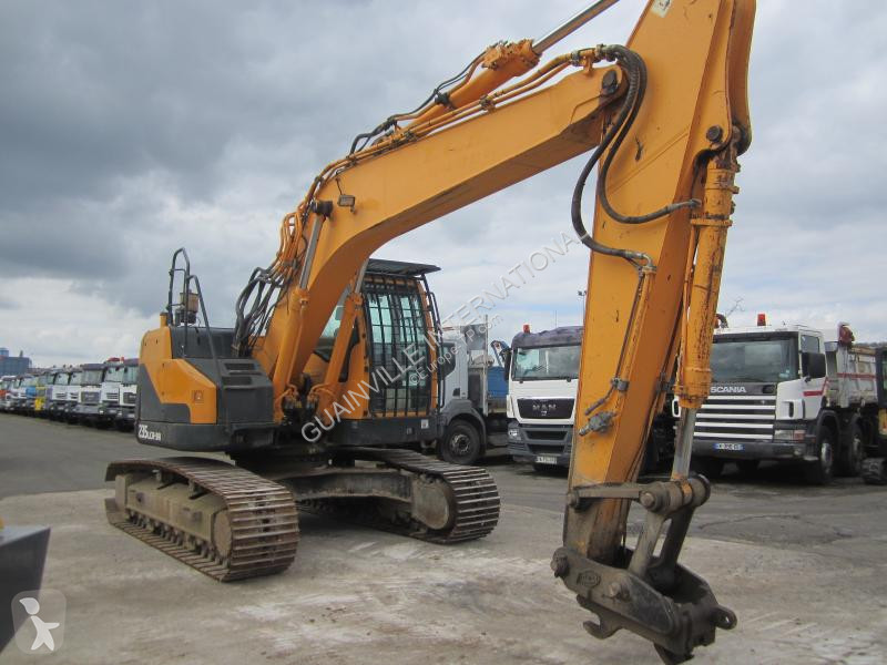 جرافة Hyundai 235 LCR 9A