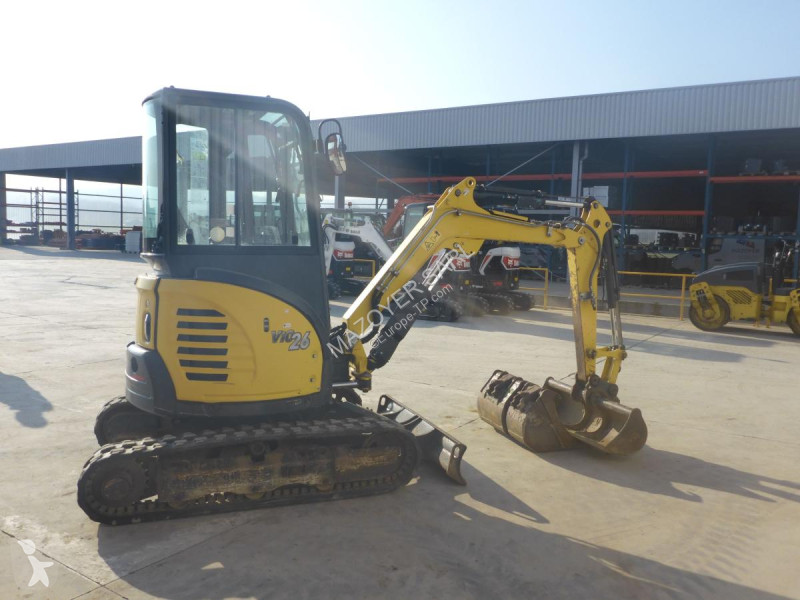 جرافة Yanmar VIO26