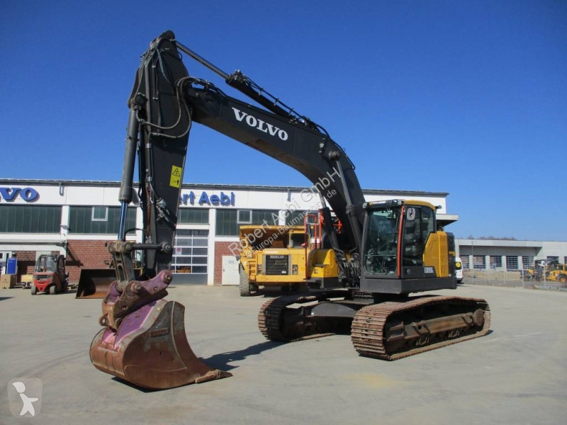 Escavadora Volvo ECR 355 EL