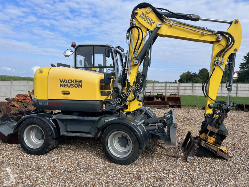 Escavadora Neuson  EW 100