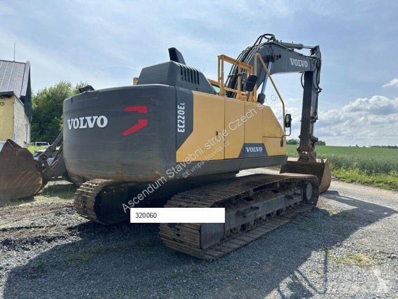 Escavadora Volvo EC220EL