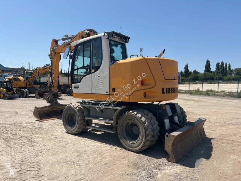 Escavatore Liebherr compact Wheeled Excavator