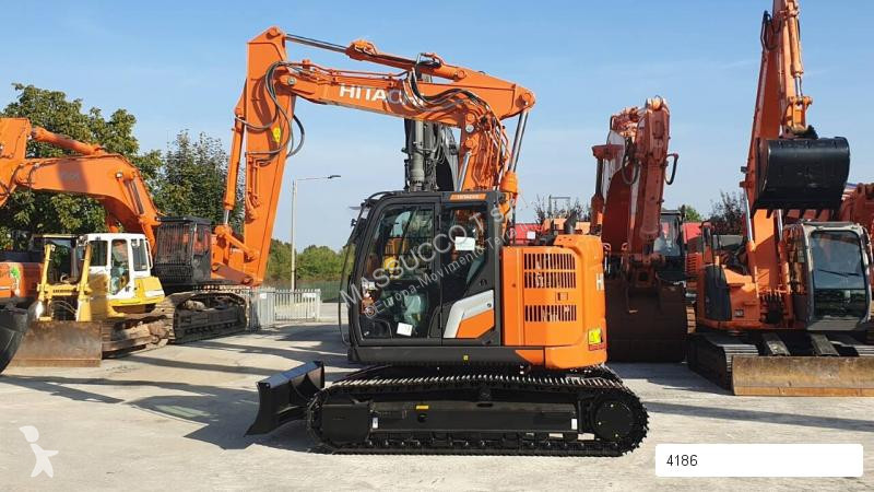 Excavadora Hitachi -7