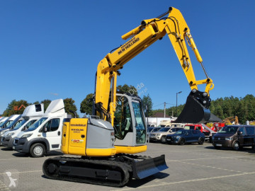 Mini pelle New Holland