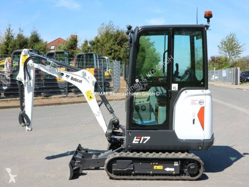Lopatový nakládač Bobcat E 17