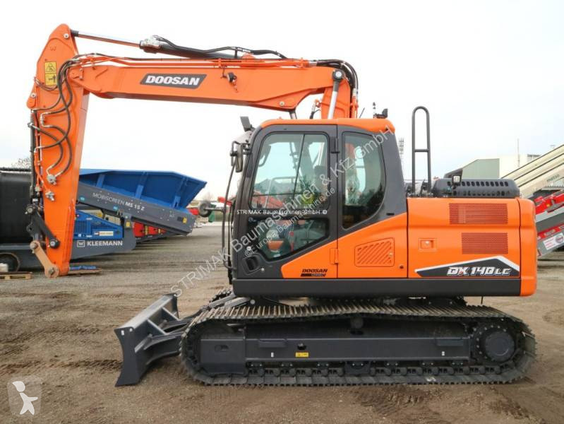جرافة Doosan DX 140 LC-7