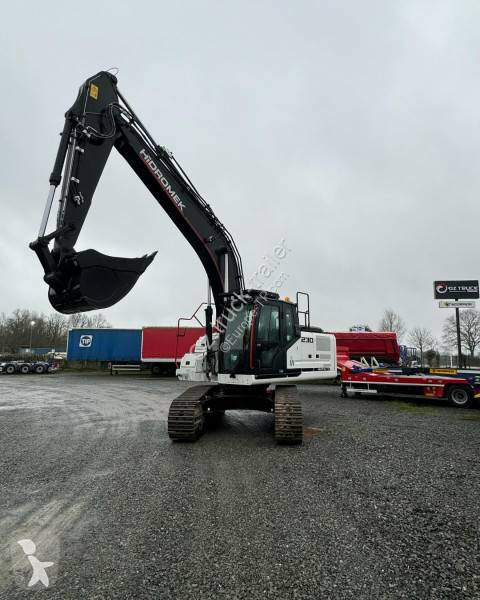 Escavadora Hidromek HMK 230 LC