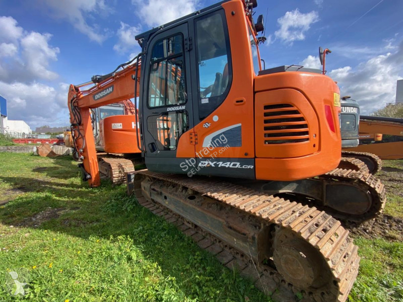 جرافة Doosan LCR-5