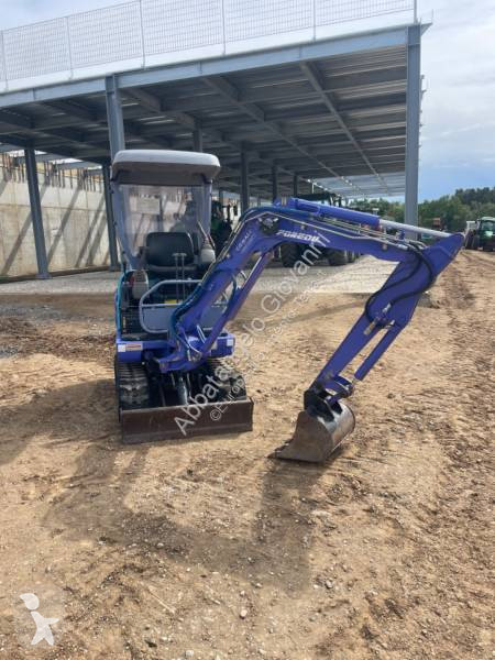 Escavatore Airman AX15