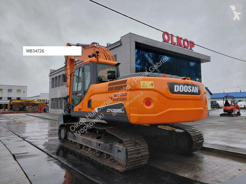 Excavator Doosan DX225