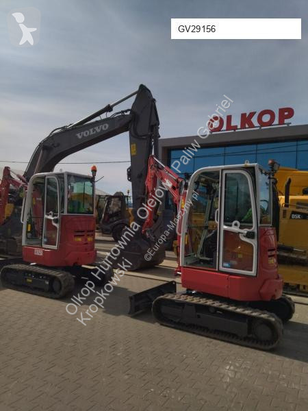 Lopatový nakládač Volvo ECR25D