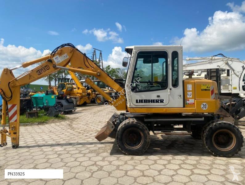 Excavator Liebherr