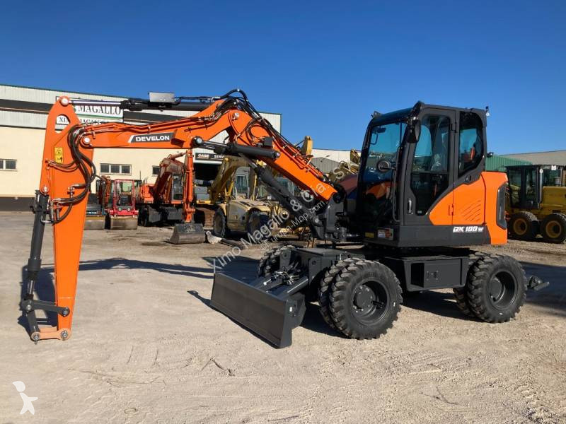 Excavator Doosan DX100W-7