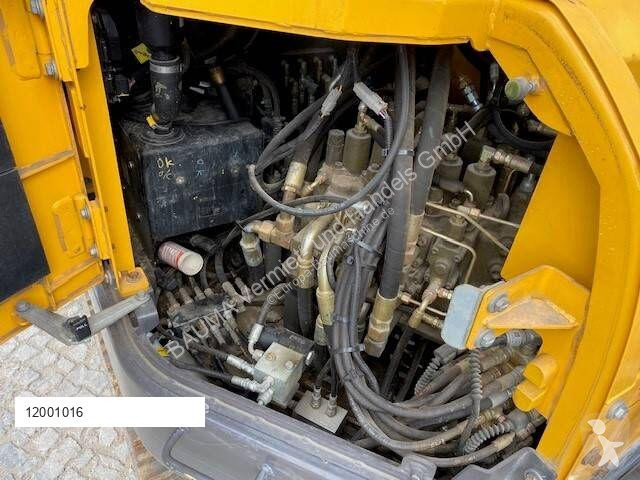Escavatore Volvo ECR 235 E L MIETE / RENTAL...